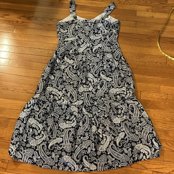 LOFT Navy & White Paisley Linen Dress Size 6 - Picture 11 of 16